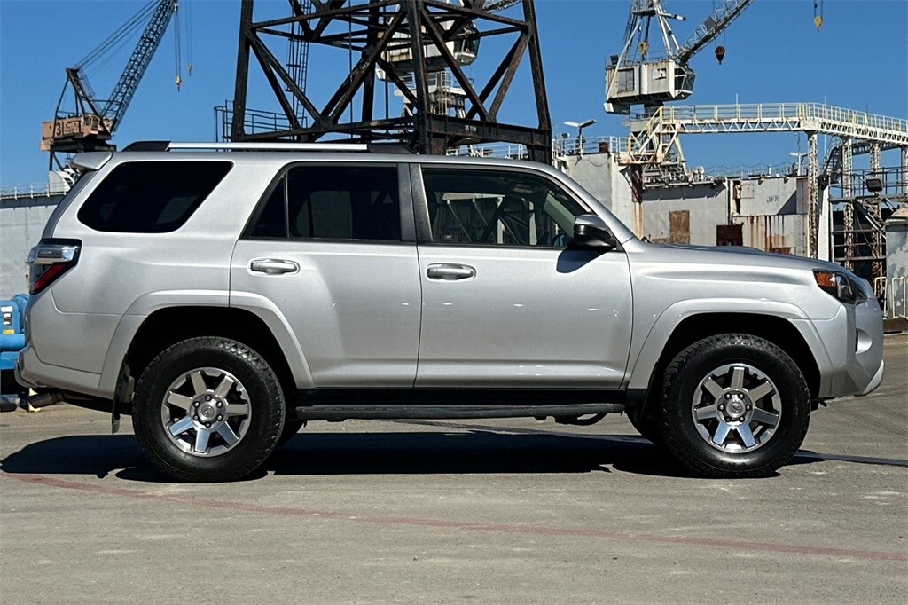 2014 Toyota 4Runner Trail photo 3
