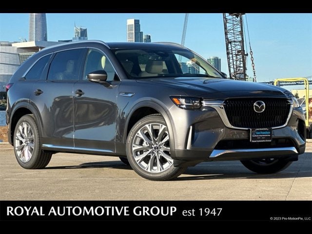 2026 Mazda CX-90 Premium's photo
