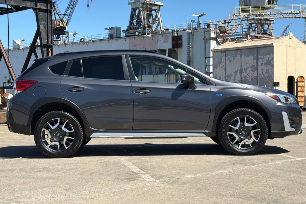 2023 Subaru Crosstrek Hybrid photo 2