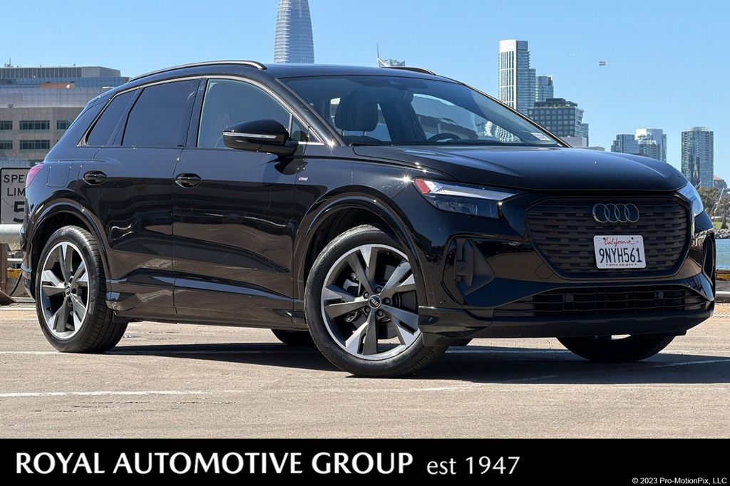 2024 Audi Q4 e-tron 55 Premium Plus quattro's photo