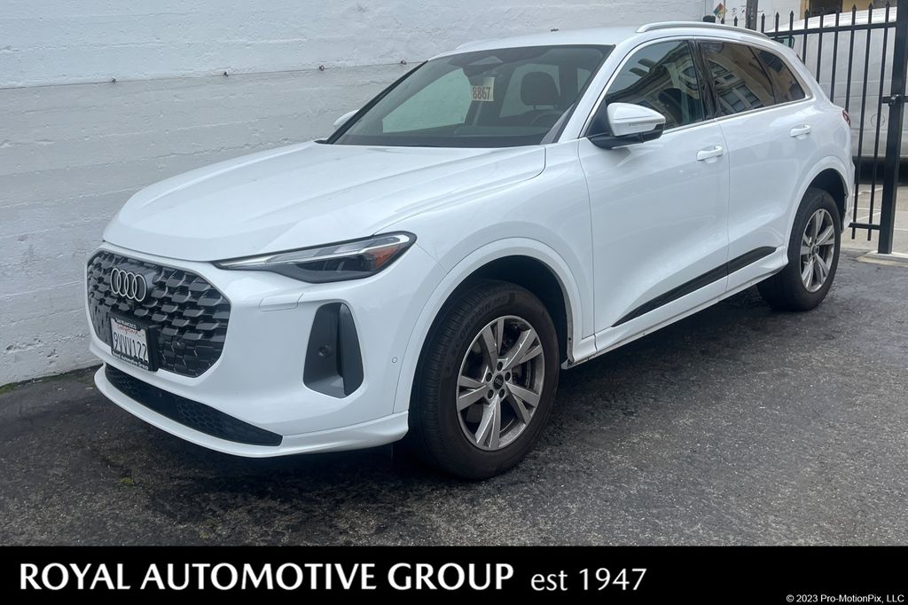 2025 Audi Q5 40 Premium's photo