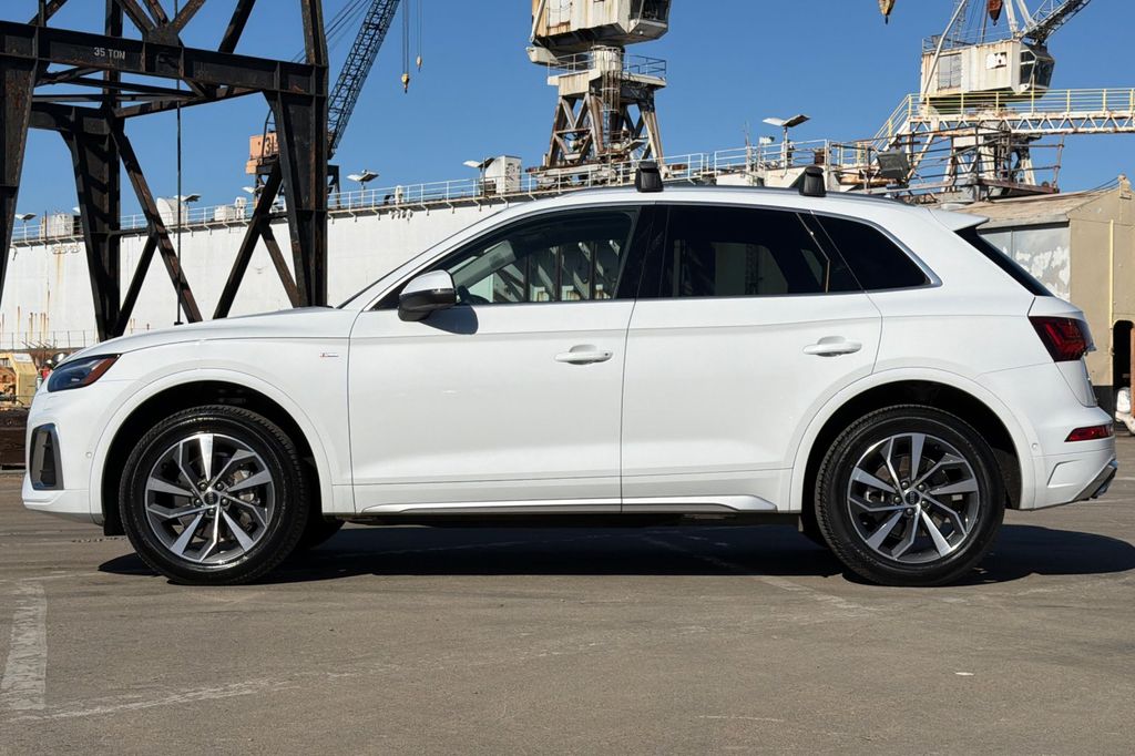 2023 Audi Q5 45 S line Premium photo 6