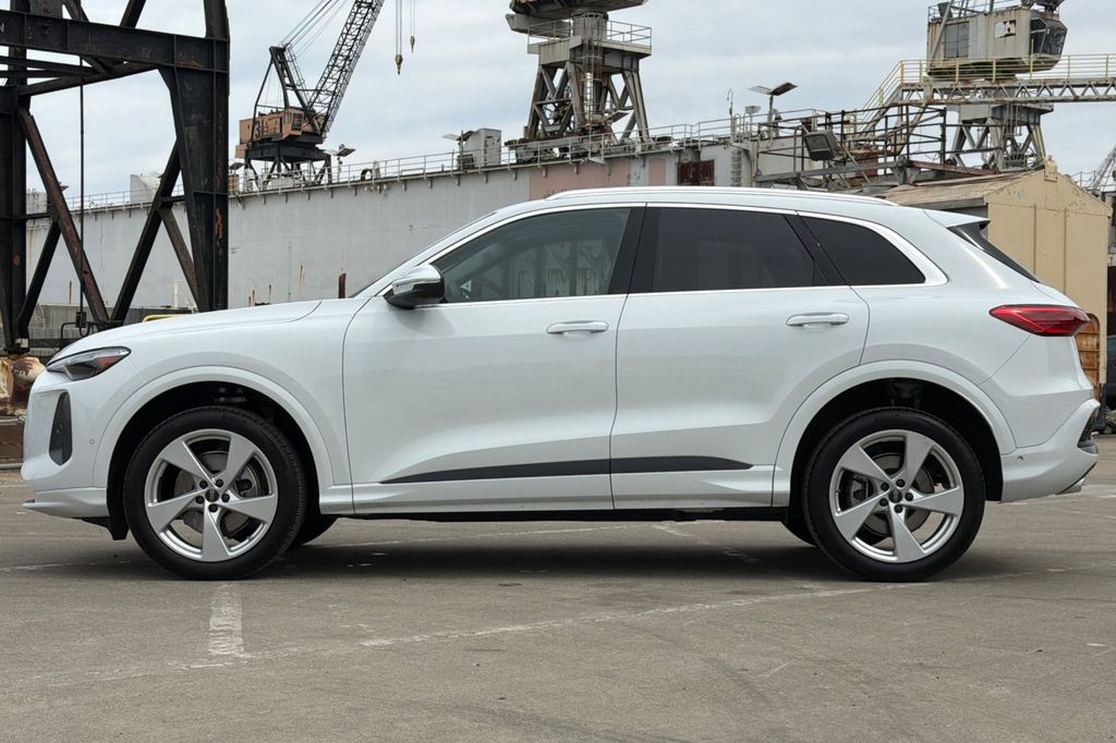2025 Audi Q5 2.0T Premium photo 6