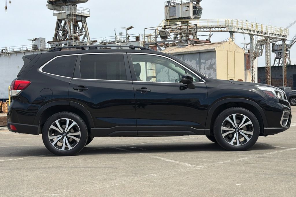 2019 Subaru Forester Limited photo 2