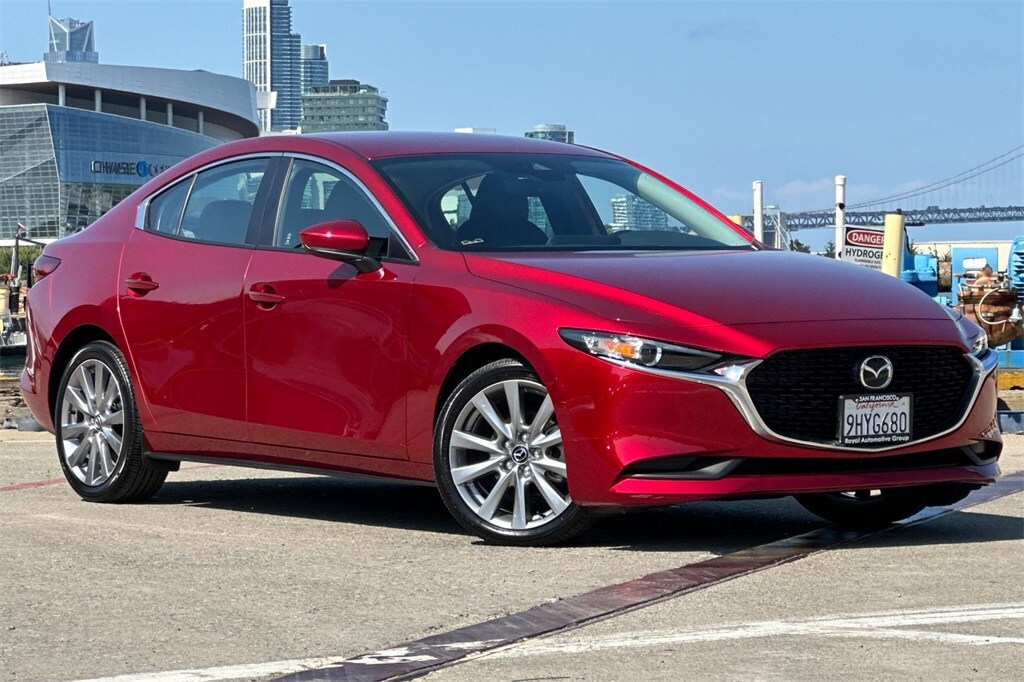 2023 Mazda Mazda3 2.5 Select photo 2