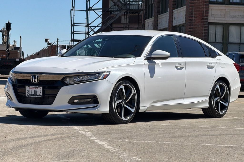 2019 Honda Accord Sport photo 3