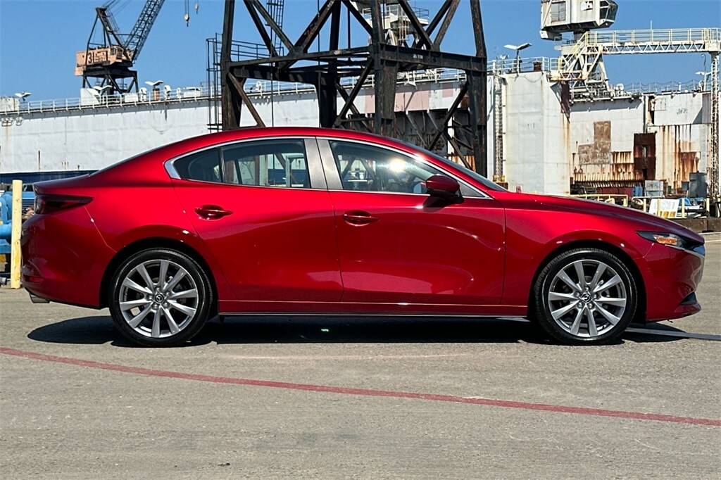2023 Mazda Mazda3 2.5 Select photo 3