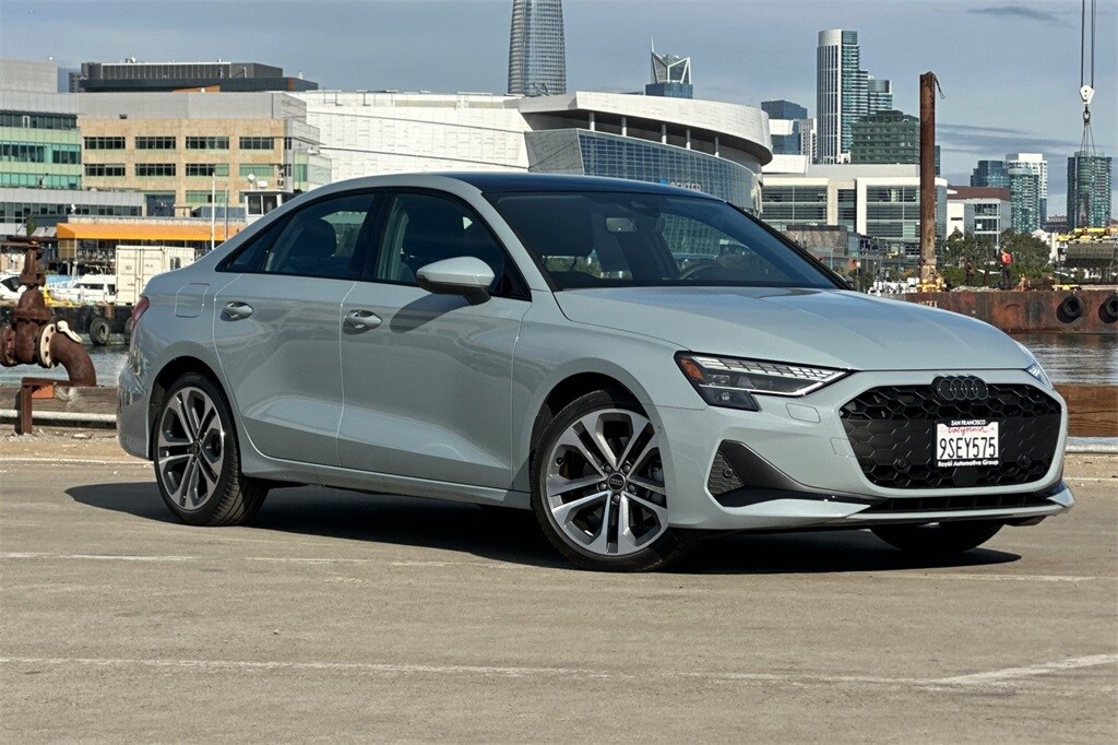 2025 Audi A3 40 Premium Plus photo 2