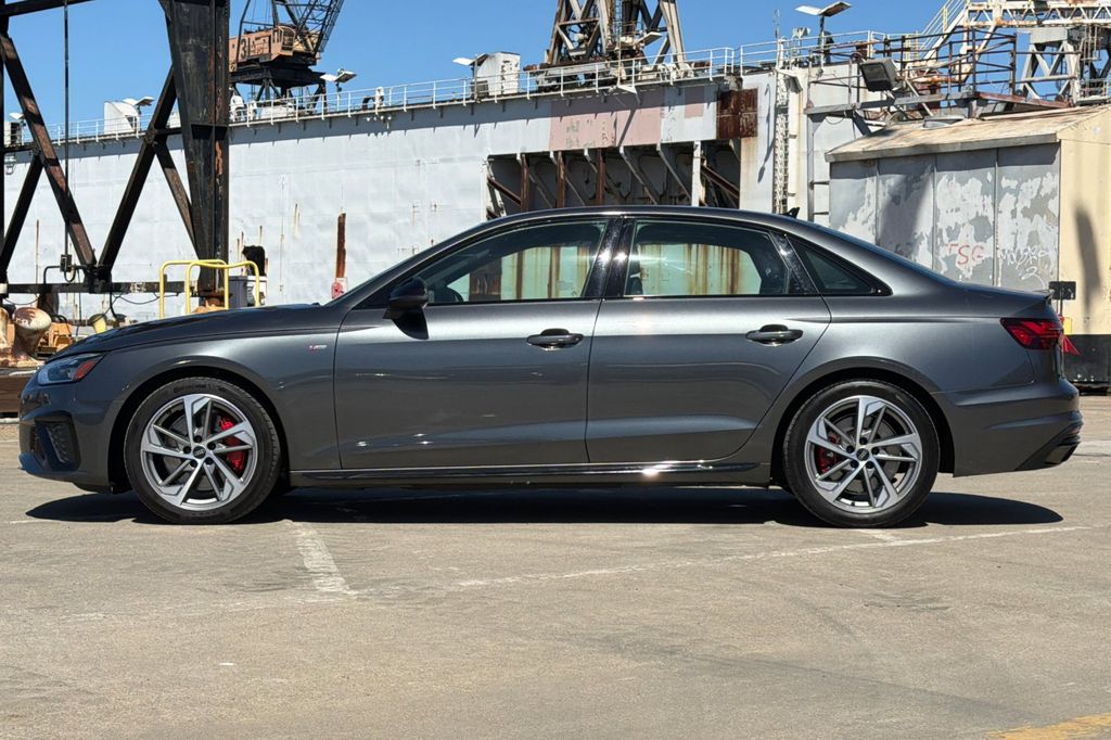 2023 Audi A4 45 S line Premium photo 6