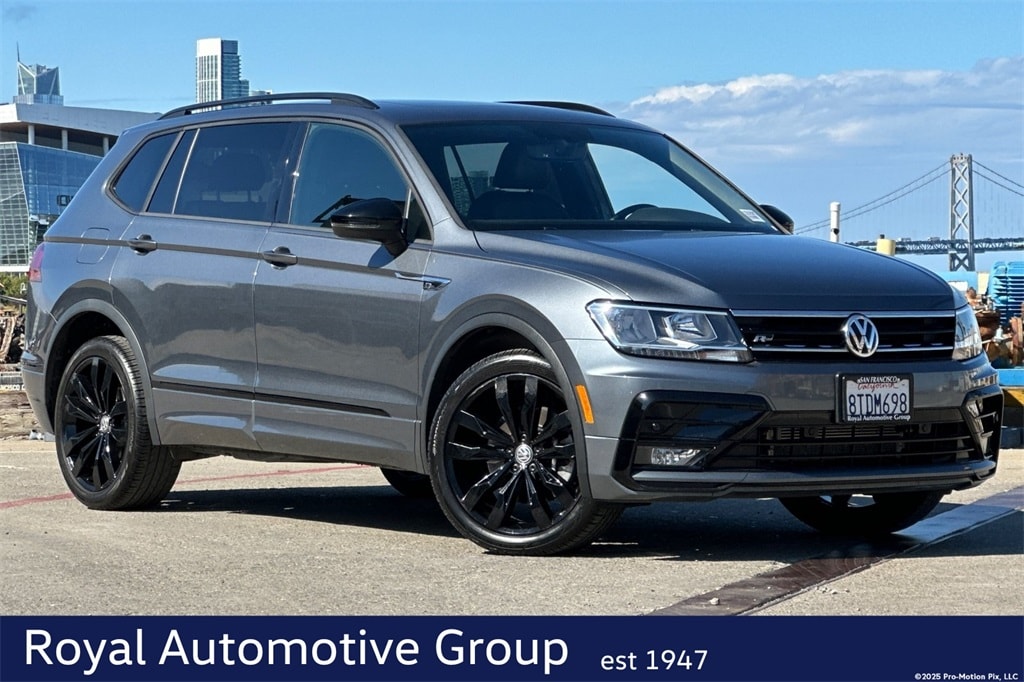 2020 Volkswagen Tiguan SE R-LINE BLACK