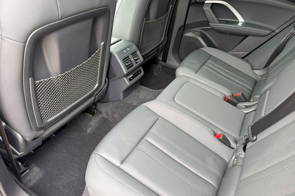 2025 Audi Q5 Prestige - Photo 12
