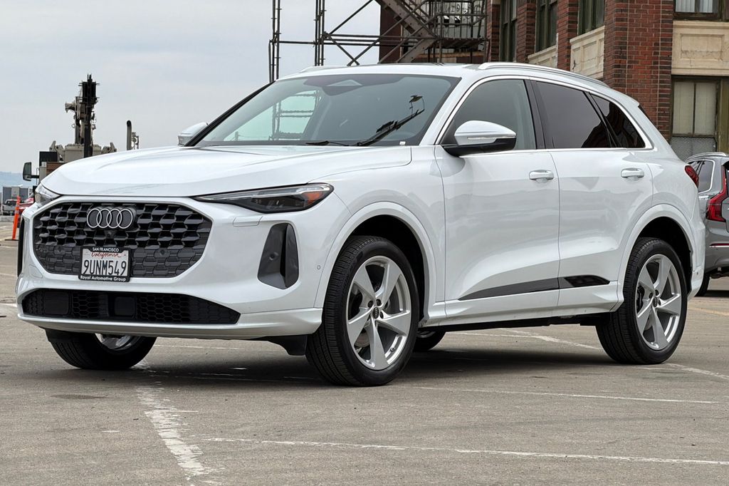 2025 Audi Q5 2.0T Premium photo 3