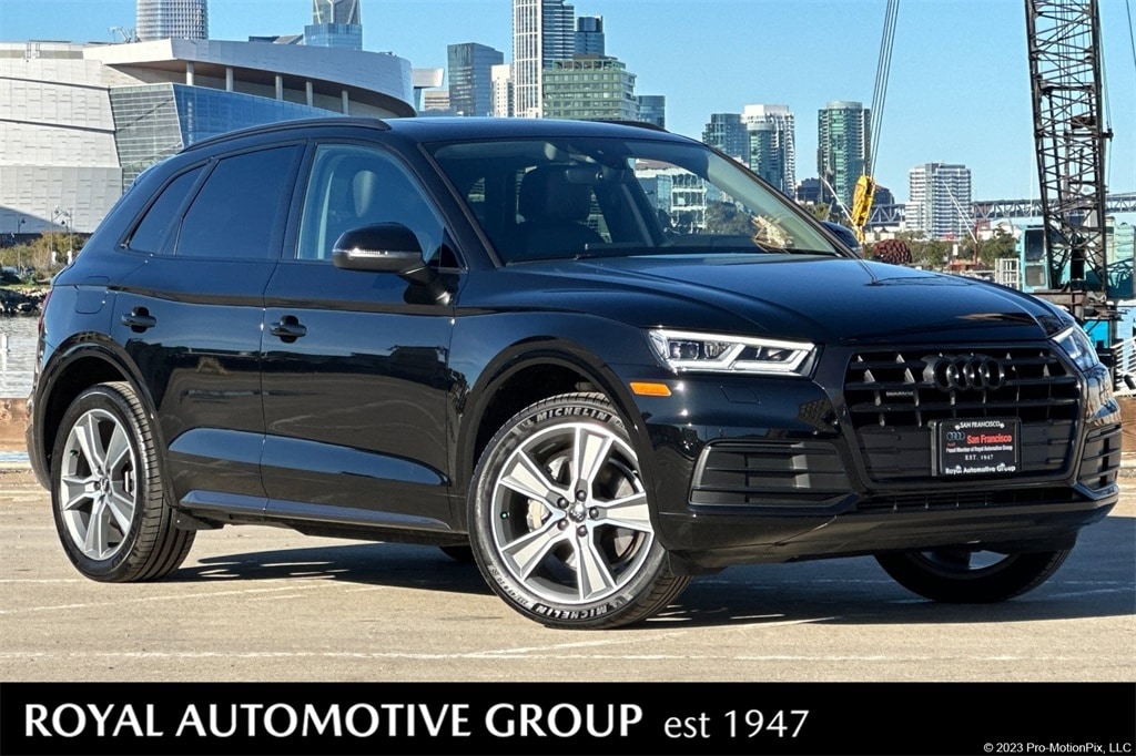 2020 Audi Q5 Premium Plus's photo