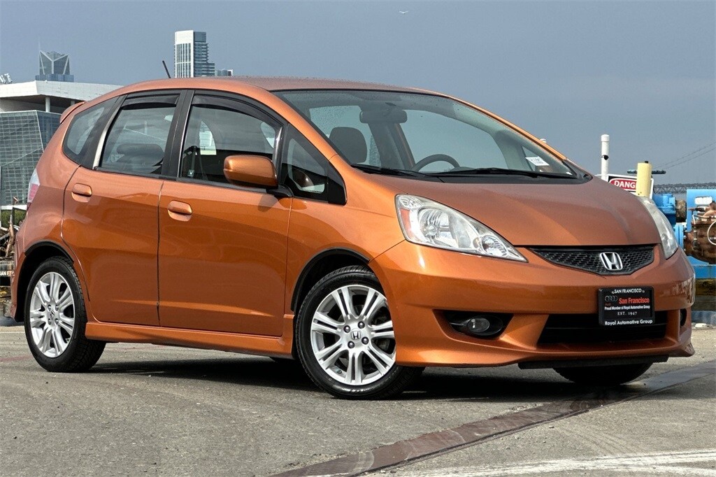 2010 Honda Fit Sport Navi photo 2