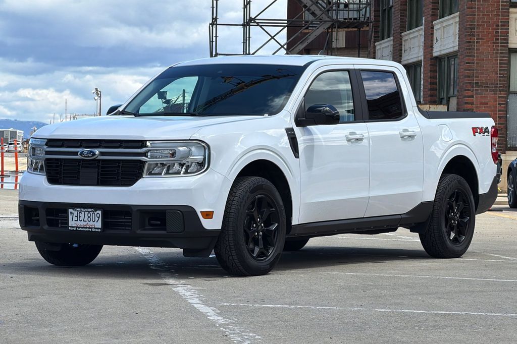 2024 Ford Maverick Lariat photo 3