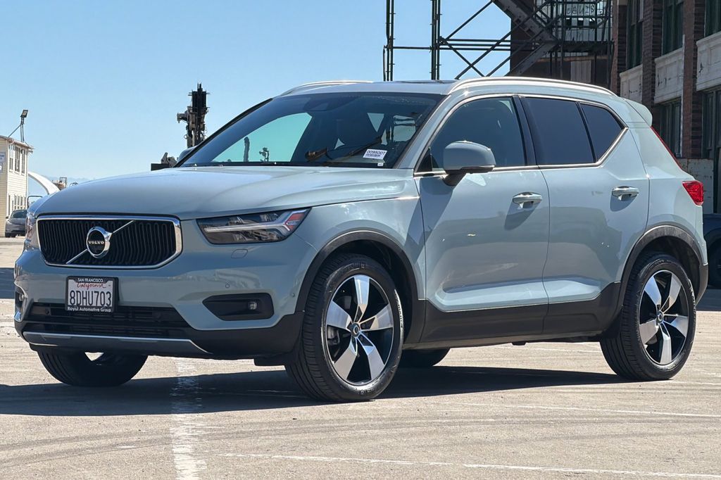 2019 Volvo XC40 T5 photo 3