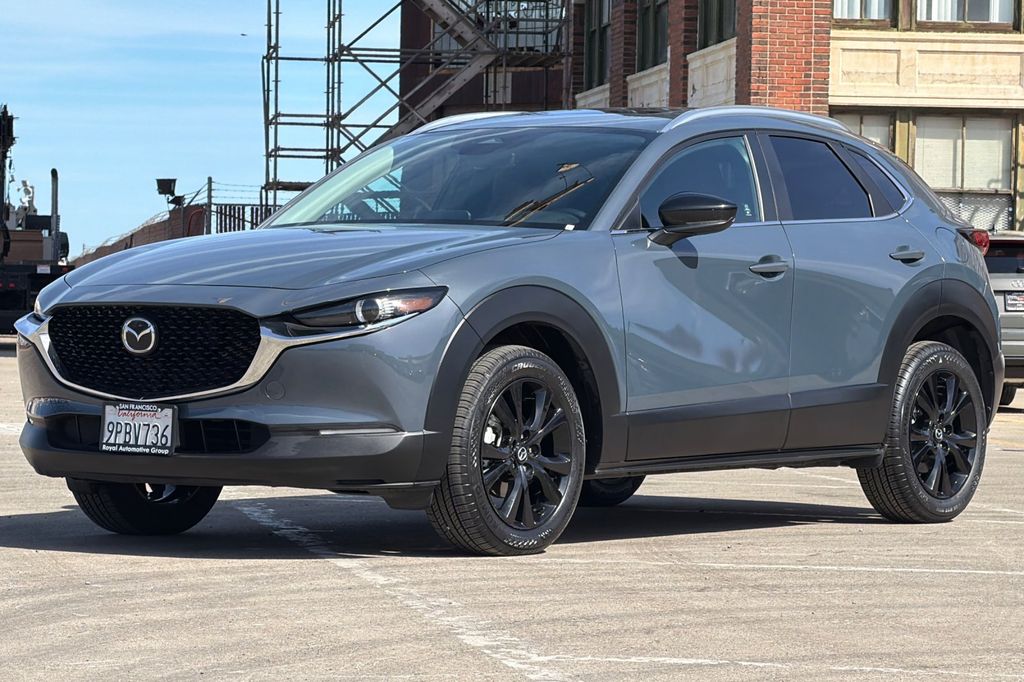 2025 Mazda CX-30 2.5 S Carbon Edition photo 3
