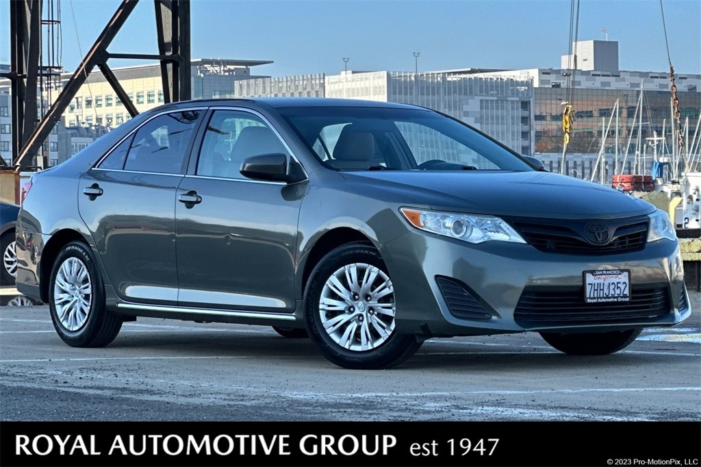 2014 Toyota Camry LE