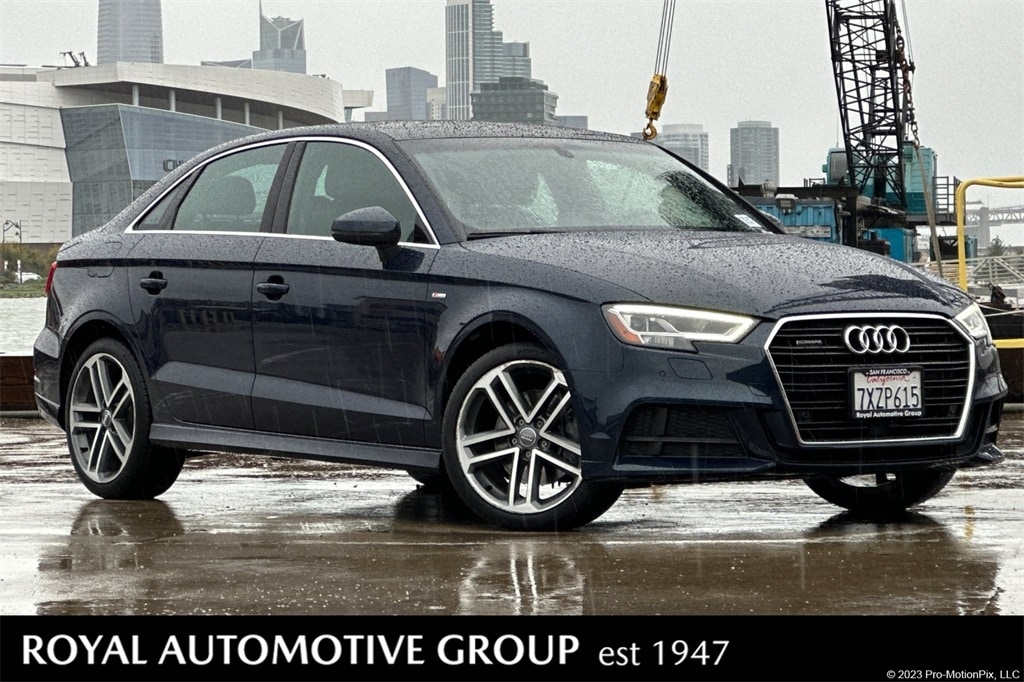 2017 Audi A3 Sedan Premium Plus's photo