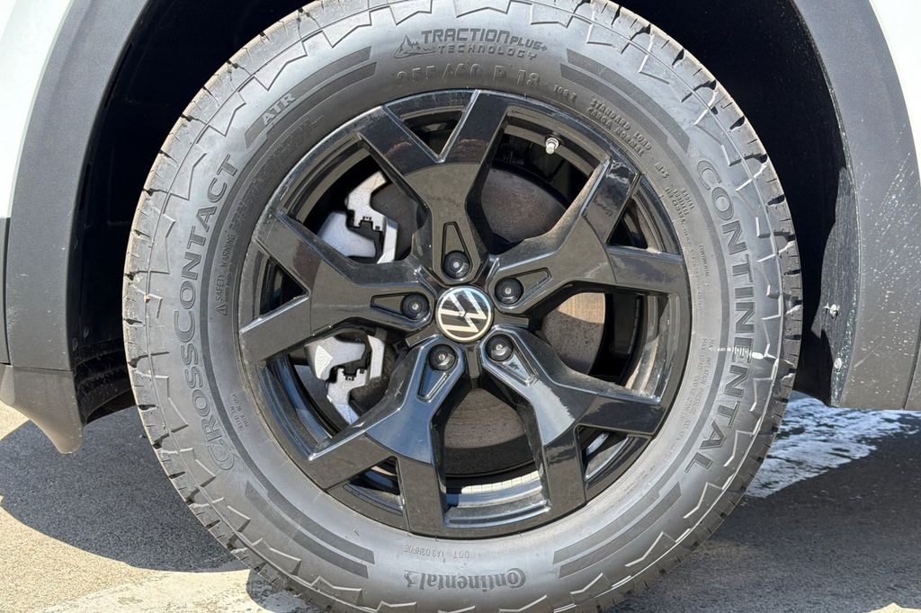 2025 Volkswagen Atlas Atlas Peak Edition - Photo 25
