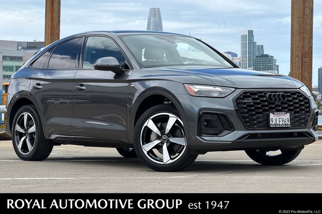 2023 Audi Q5 Sportback 45 Premium Plus's photo