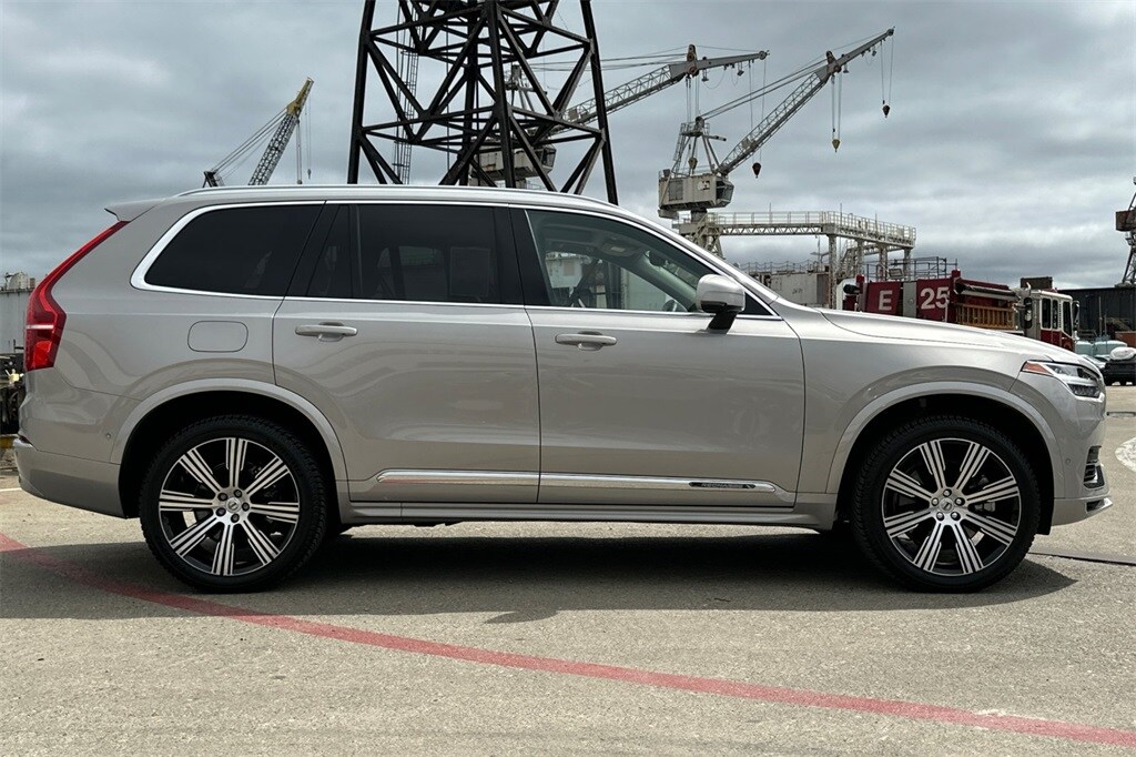 2023 Volvo XC90 Recharge Ultimate photo 3