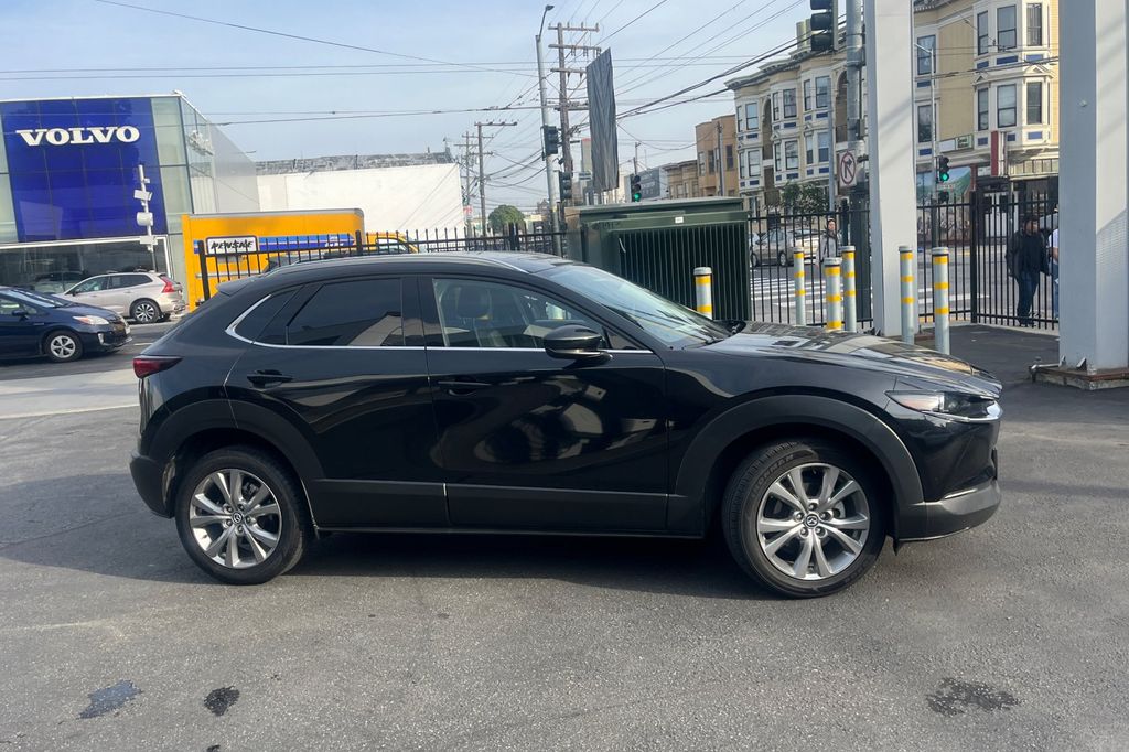 2022 Mazda Mazda CX-30 2.5 S Premium Package photo 2