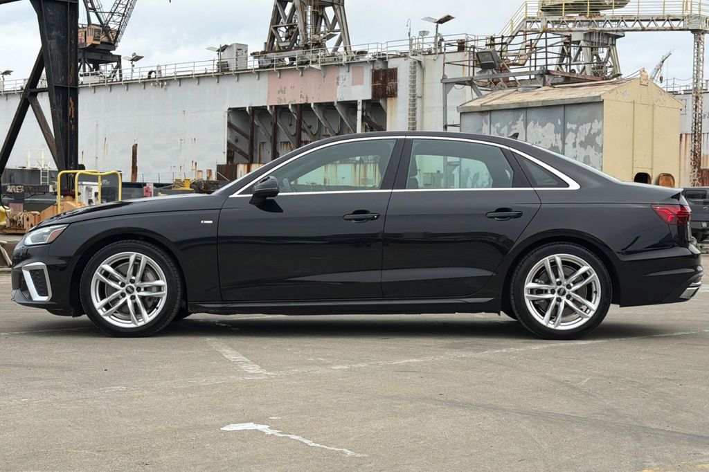 2023 Audi A4 45 S line Premium photo 6
