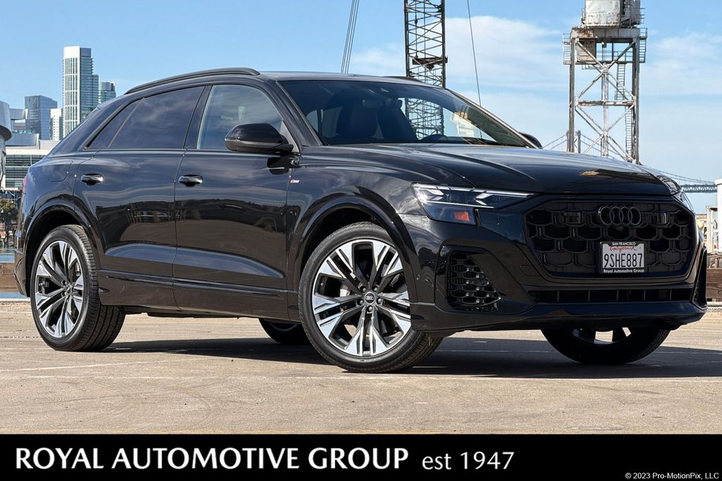 2025 Audi Q8