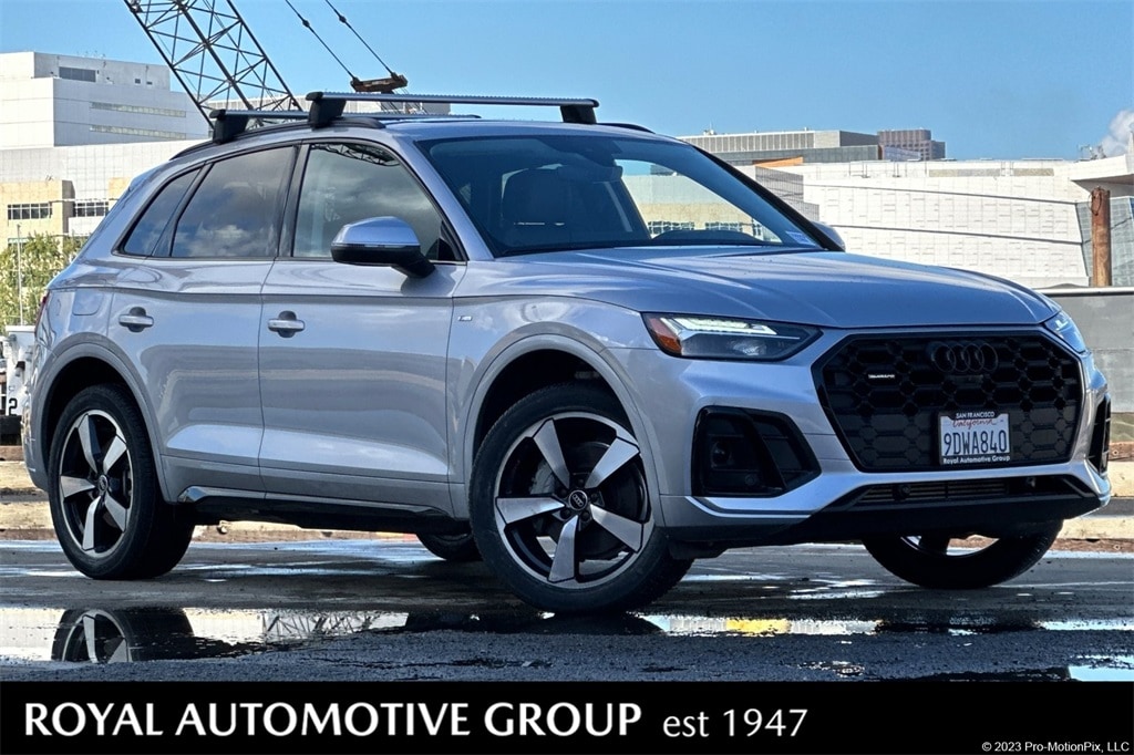 2023 Audi Q5 Premium Plus's photo
