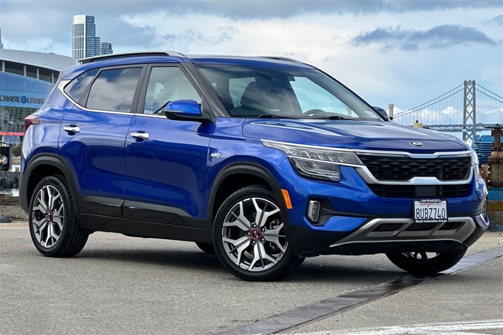 2021 Kia Seltos SX photo 2