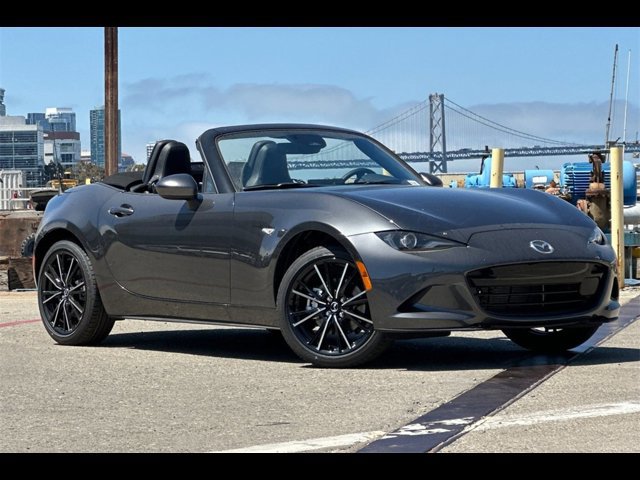 2025 Mazda MX-5 Miata Miata Grand Touring photo 2