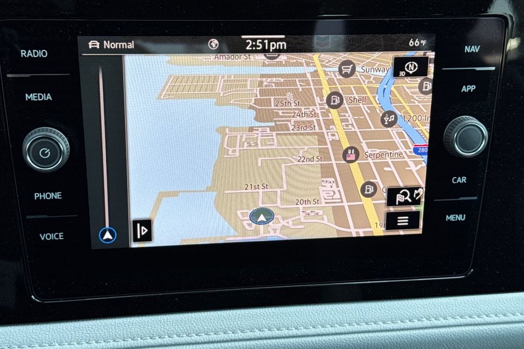 2025 Volkswagen Taos SEL - Photo 15