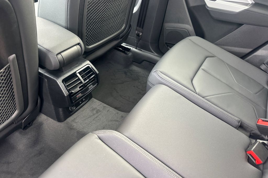 2025 Audi Q3 S Line Premium - Photo 9
