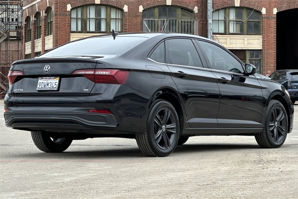 Used 2022 Volkswagen Jetta 1.5T SE Sedan