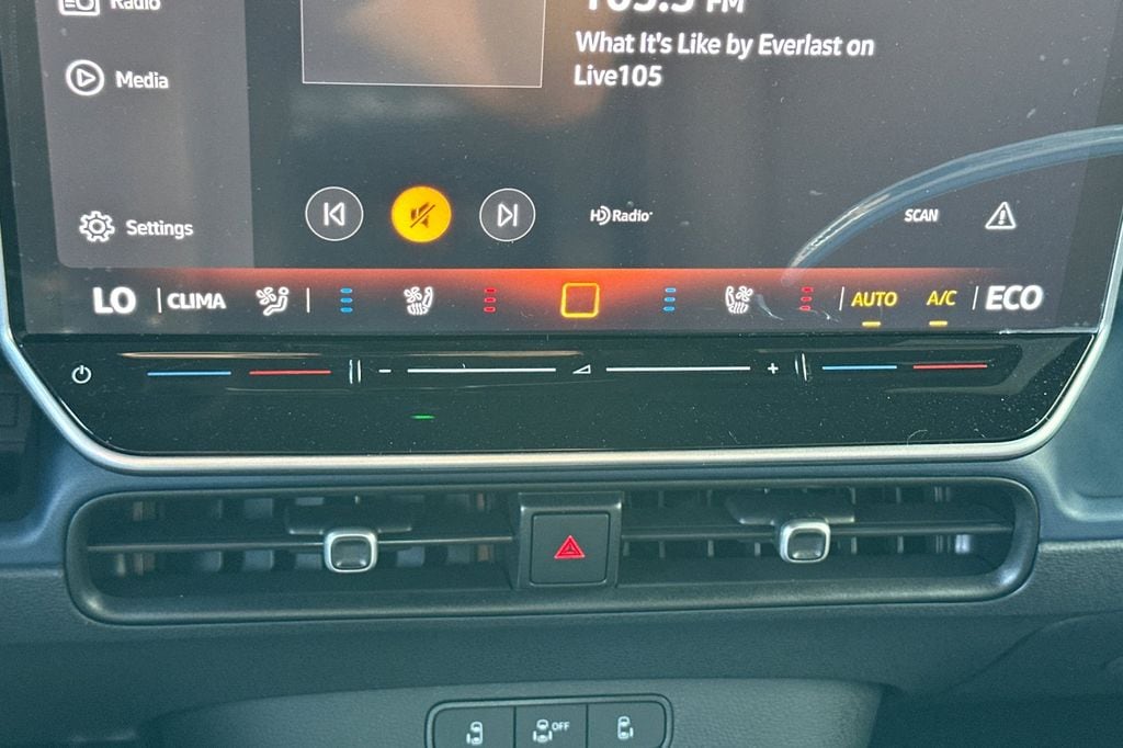 2025 Volkswagen ID. Buzz PRO S - Photo 19