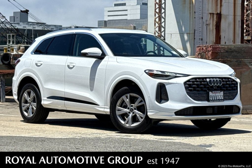 2025 Audi Q5 2.0T Premium