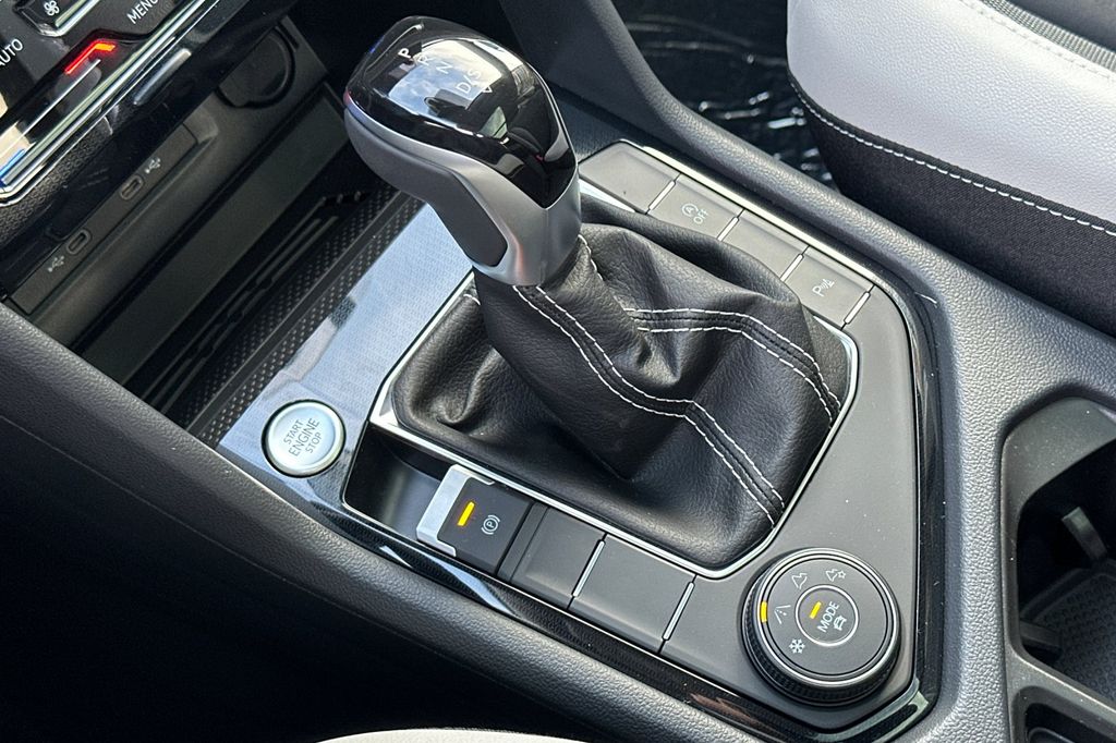 2026 Volkswagen Taos SE - Photo 18
