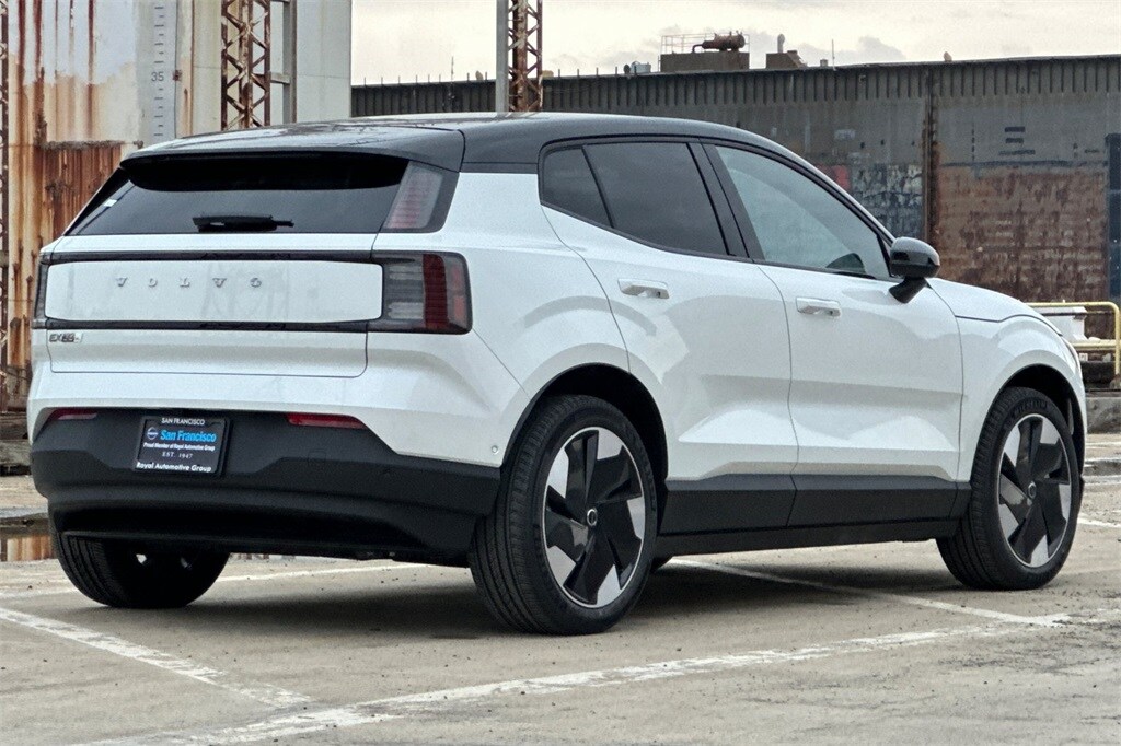 2026 Volvo EX30 Ultra photo 3