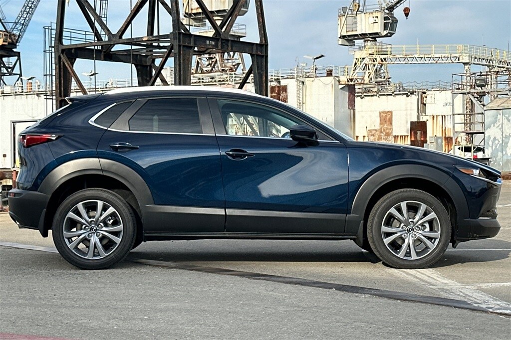 2025 Mazda CX-30 2.5 S Preferred photo 3