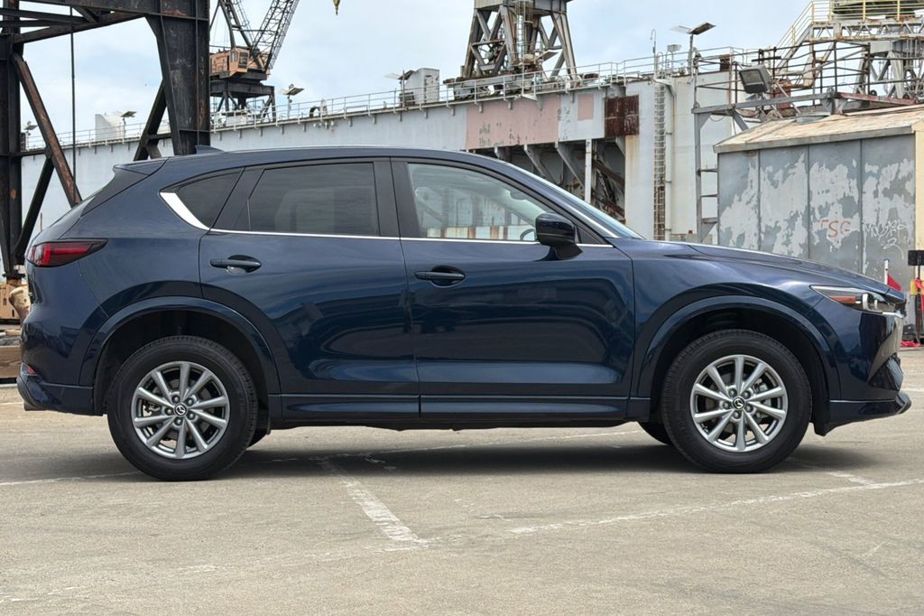 2024 Mazda CX-5 2.5 S Preferred Package photo 2