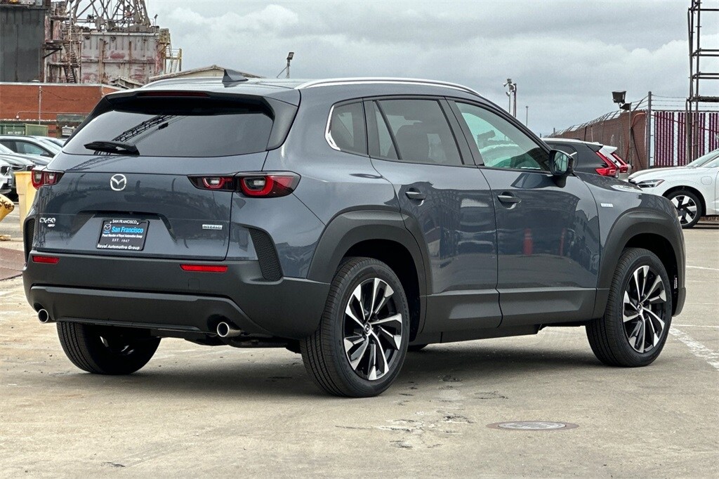2025 Mazda CX-50 Premium Plus photo 4