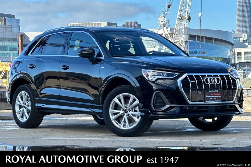 2025 Audi Q3 S Line Premium's photo