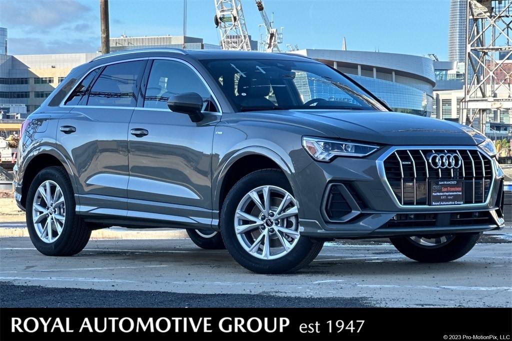 2025 Audi Q3 S Line Premium's photo