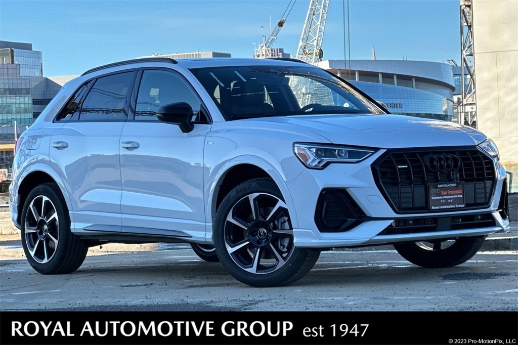 2025 Audi Q3 S Line Premium Plus's photo