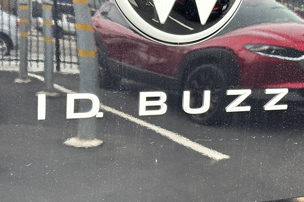 2025 Volkswagen ID. Buzz PRO S - Photo 23