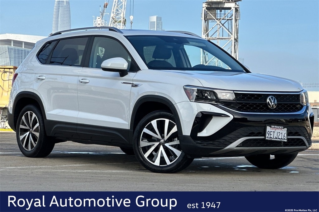 Used 2023 Volkswagen Taos 1.5T SE SUV