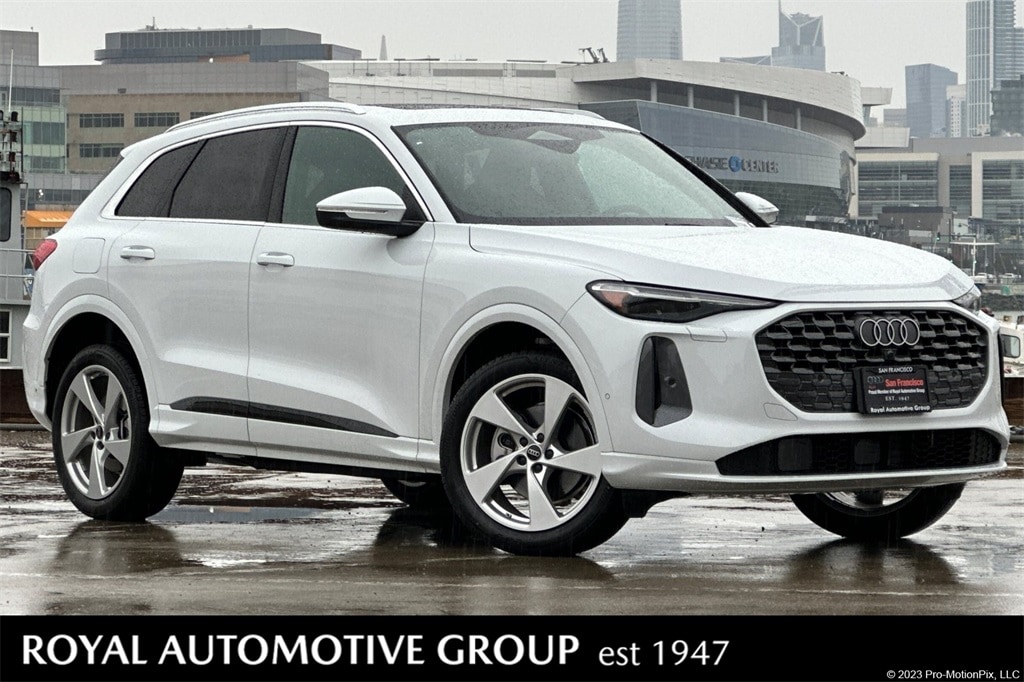 2025 Audi New Q5 Premium Plus's photo