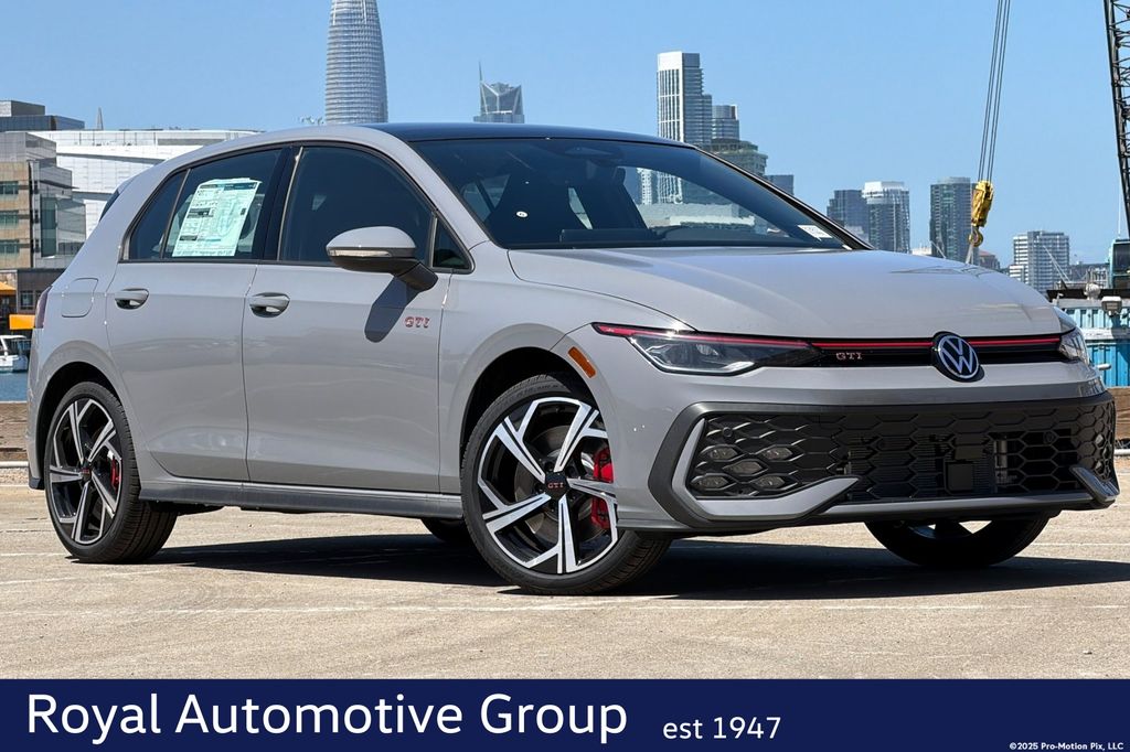 2026 Volkswagen Golf GTI 2.0T SE 4-door DSG's photo