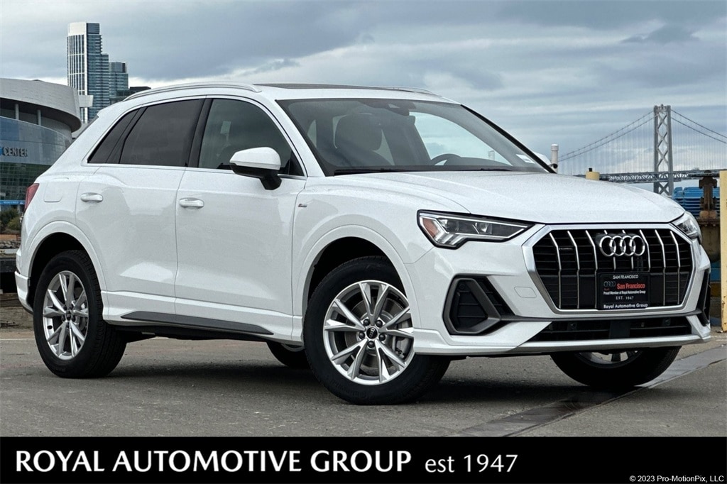 2025 Audi Q3 S Line Premium's photo